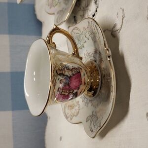 Pearlized vintage tea cups pair Japan